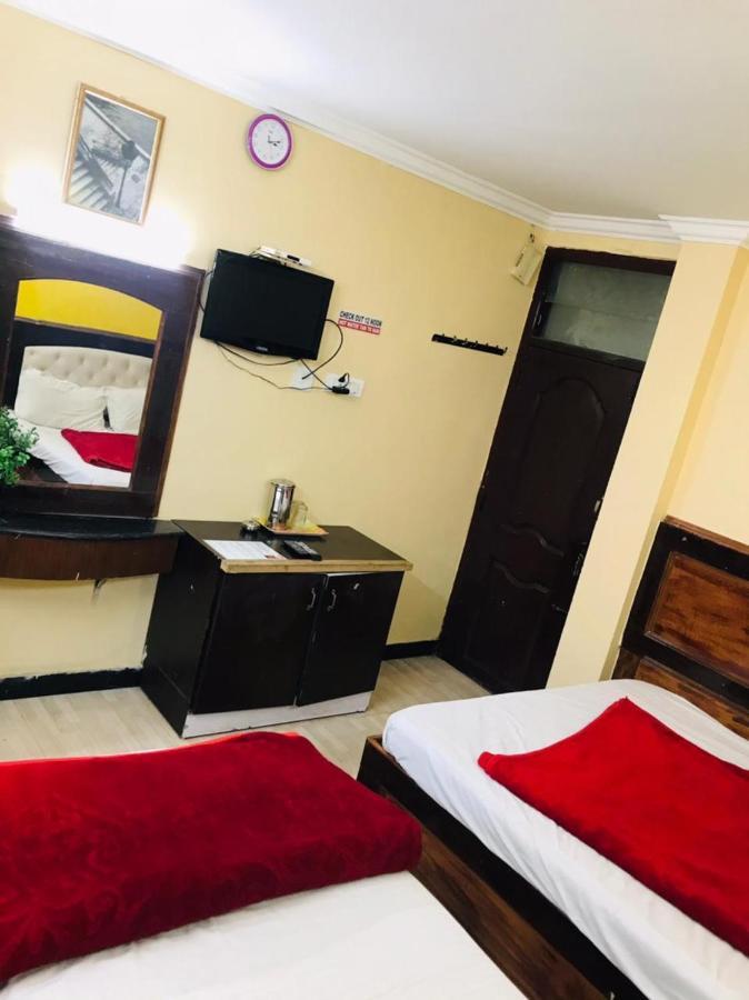 Hotel Mystique Inn Ooty Bagian luar foto