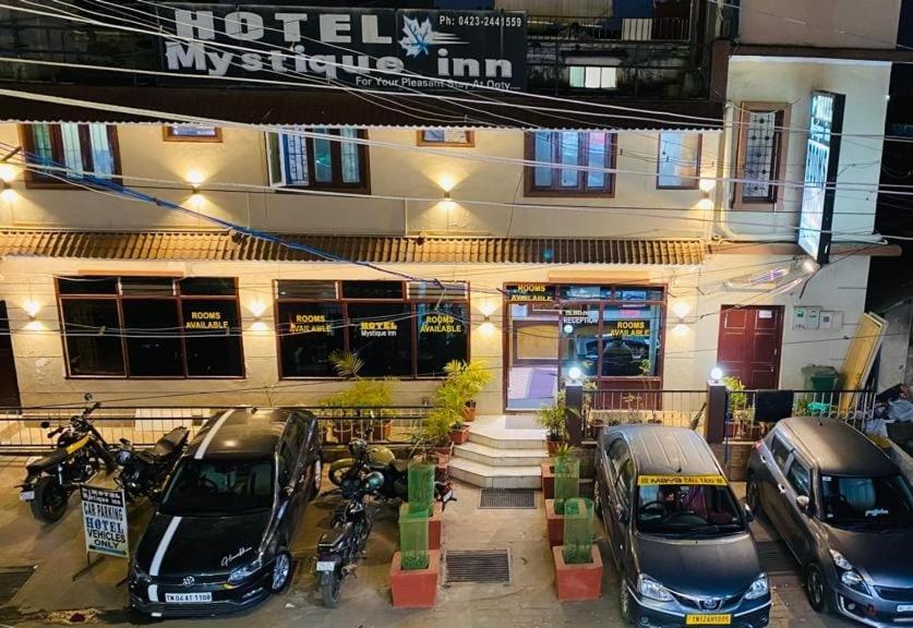 Hotel Mystique Inn Ooty Bagian luar foto