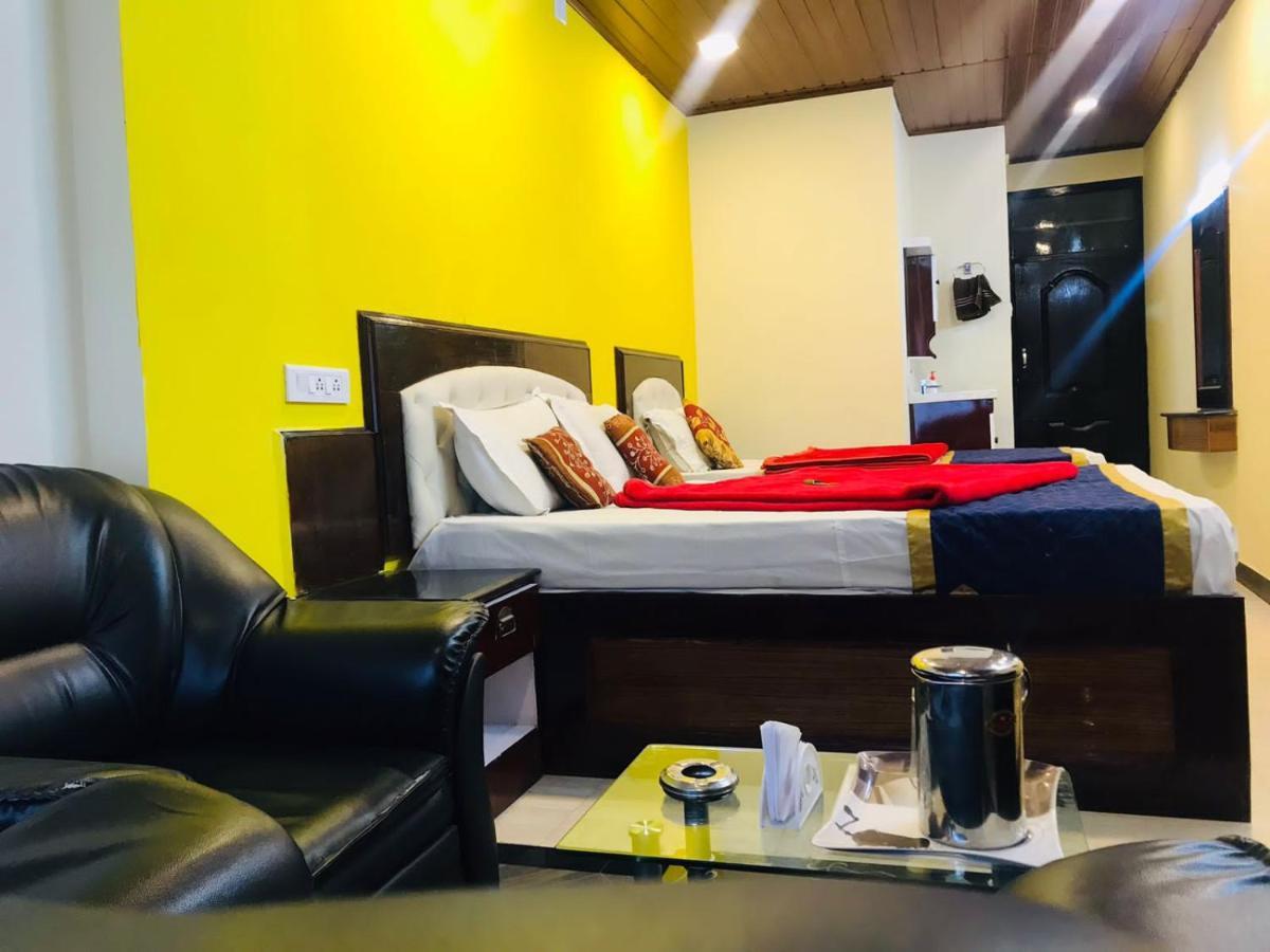 Hotel Mystique Inn Ooty Bagian luar foto