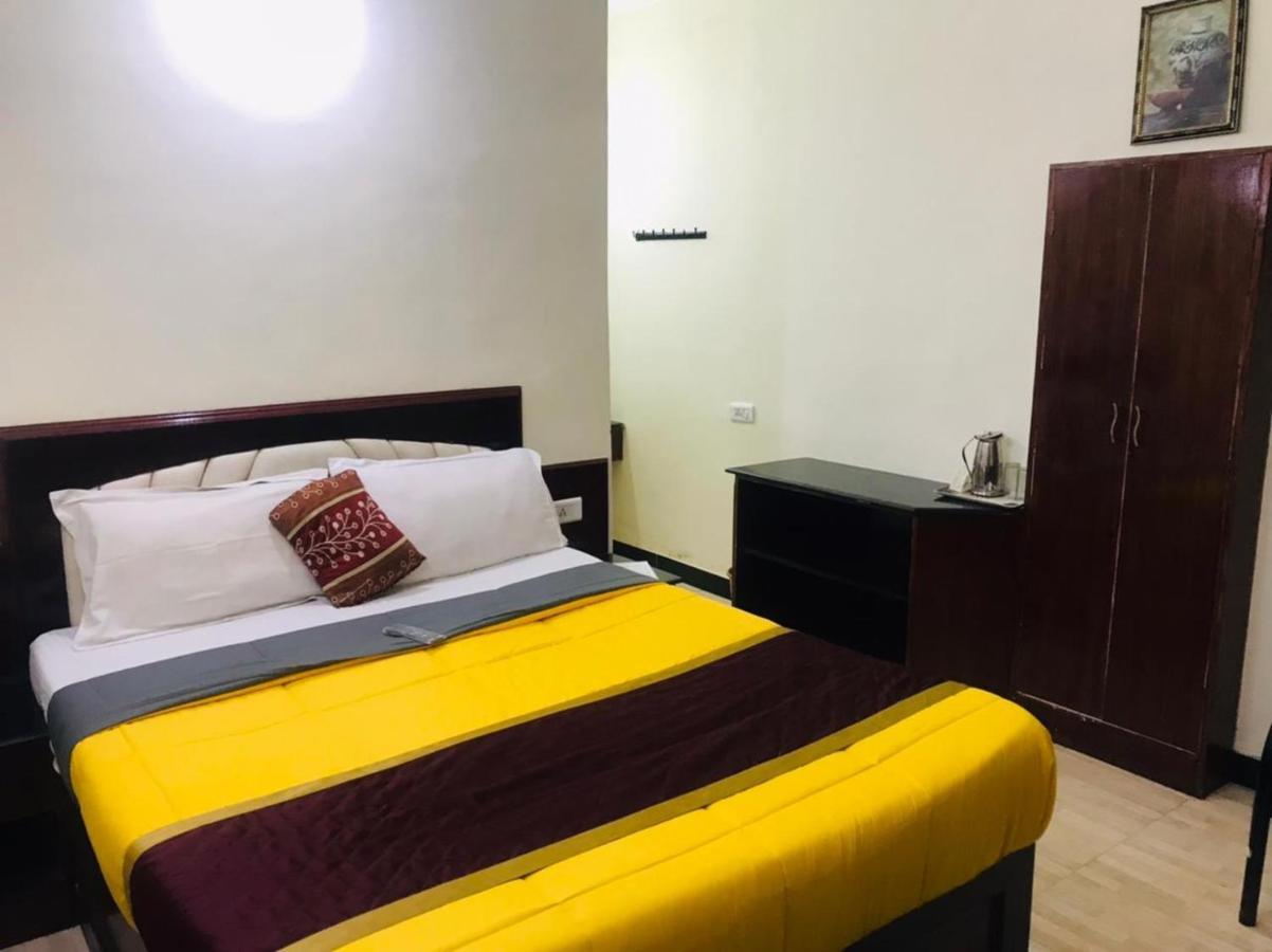 Hotel Mystique Inn Ooty Bagian luar foto